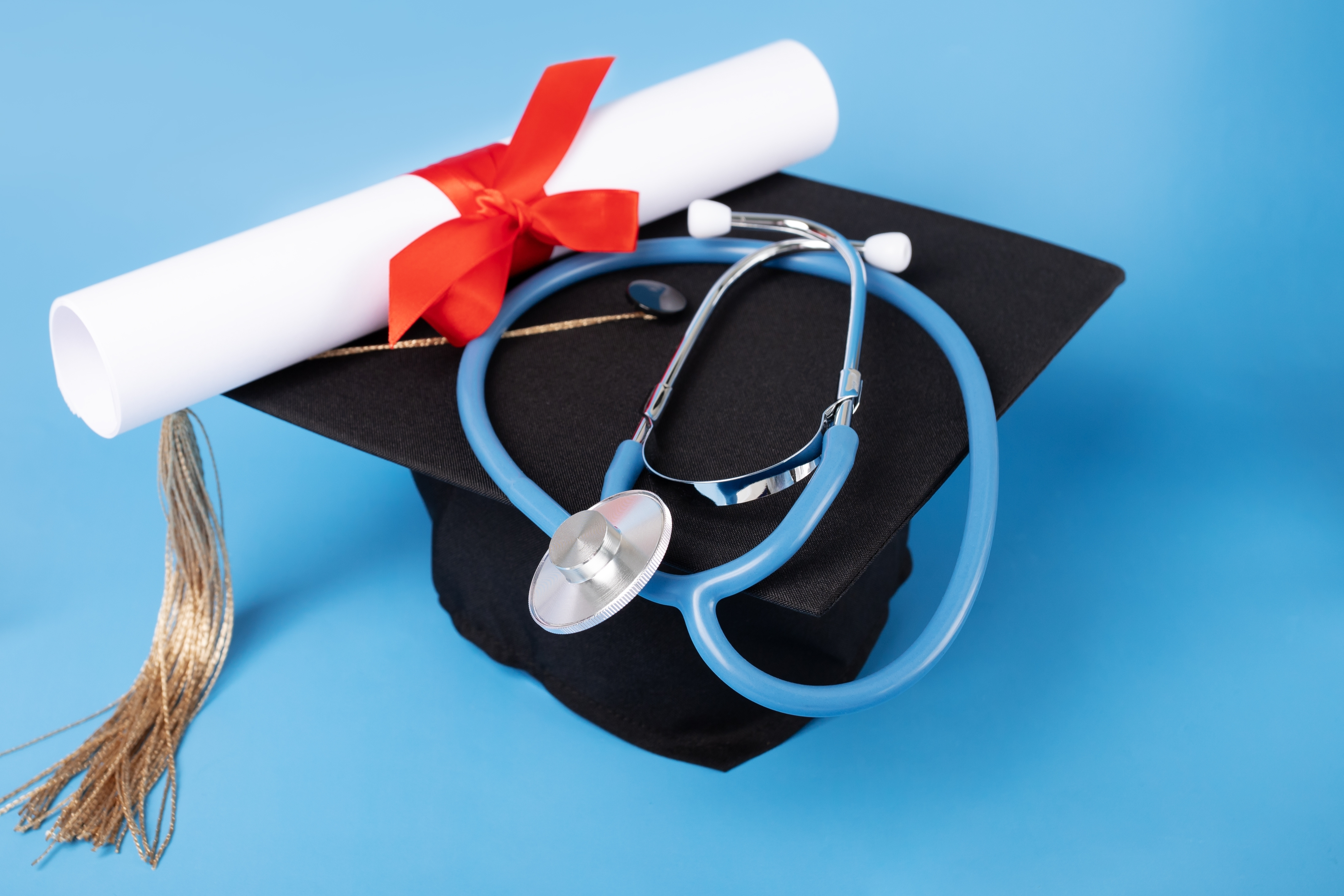 Ireland’s first honours degree for pharmacy technicians launched