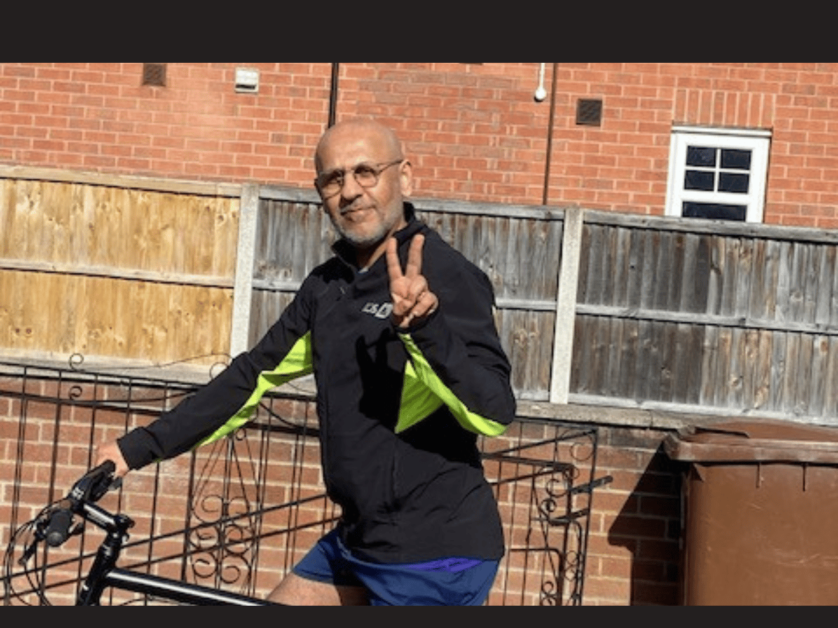 Fasting pharmacist raises money for Gaza during Ramadan with a 450km bike challenge