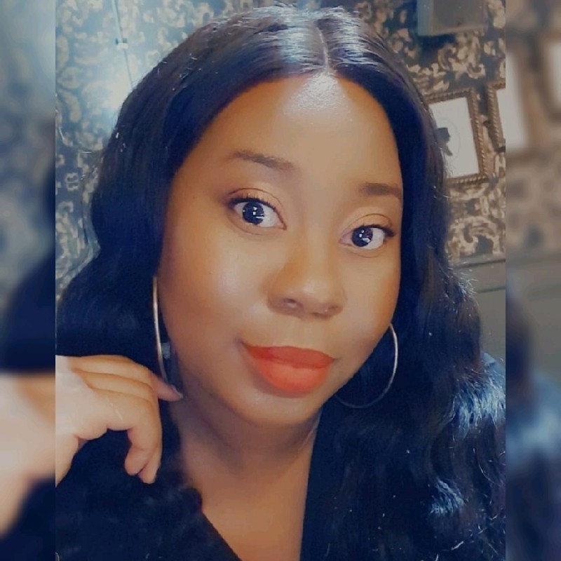 Go to the profile of Louwin N