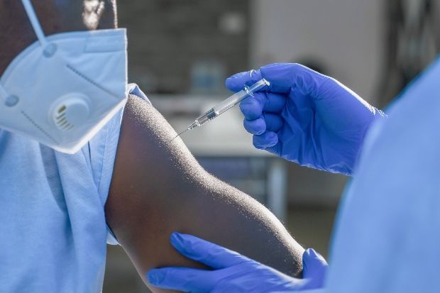 
Pharmacies can halt other services for flu and COVID-19 vaccinations
