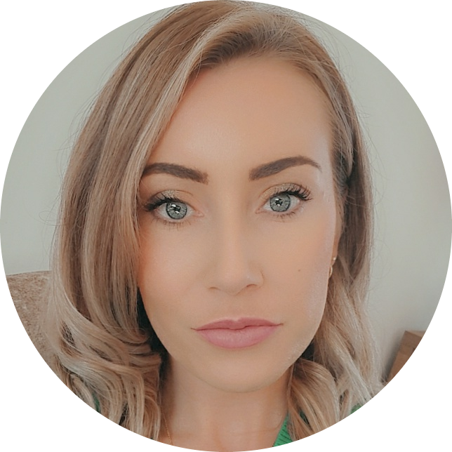 Go to the profile of Danielle Mellor