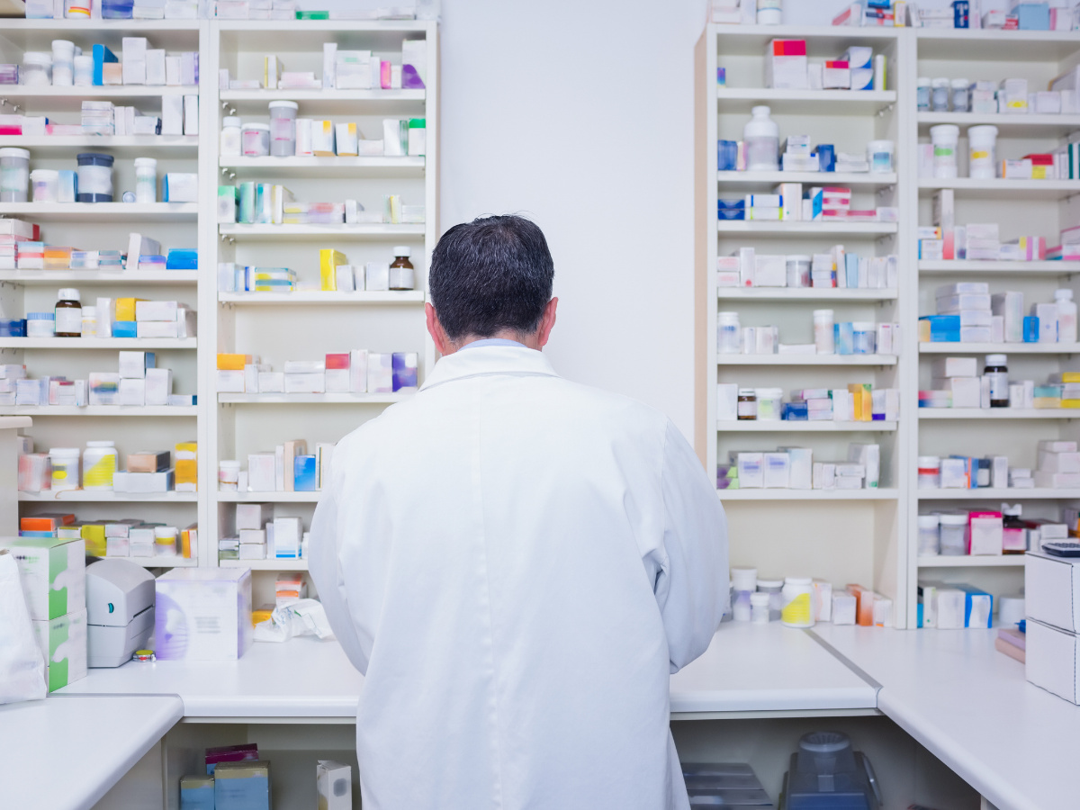 Over 80 pharmacies ‘non-compliant’ and could lose EPS